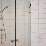 2 Bedroom Cozy In Apartment